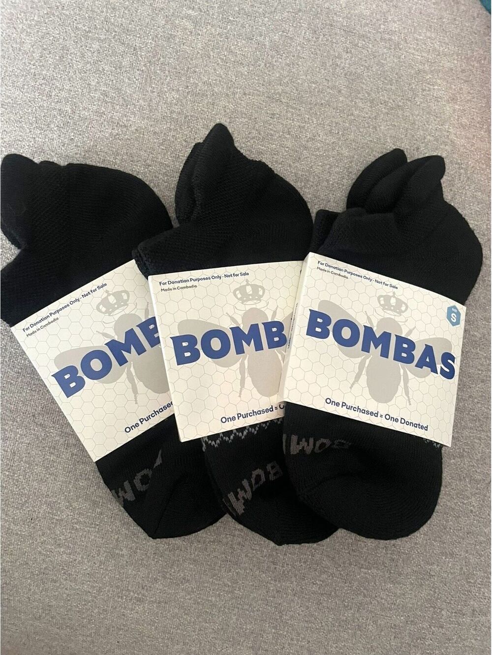 Bombas 3 Pair Lot Black Ankle Athletic Socks Cushioned Blister Tab Small S NWT
